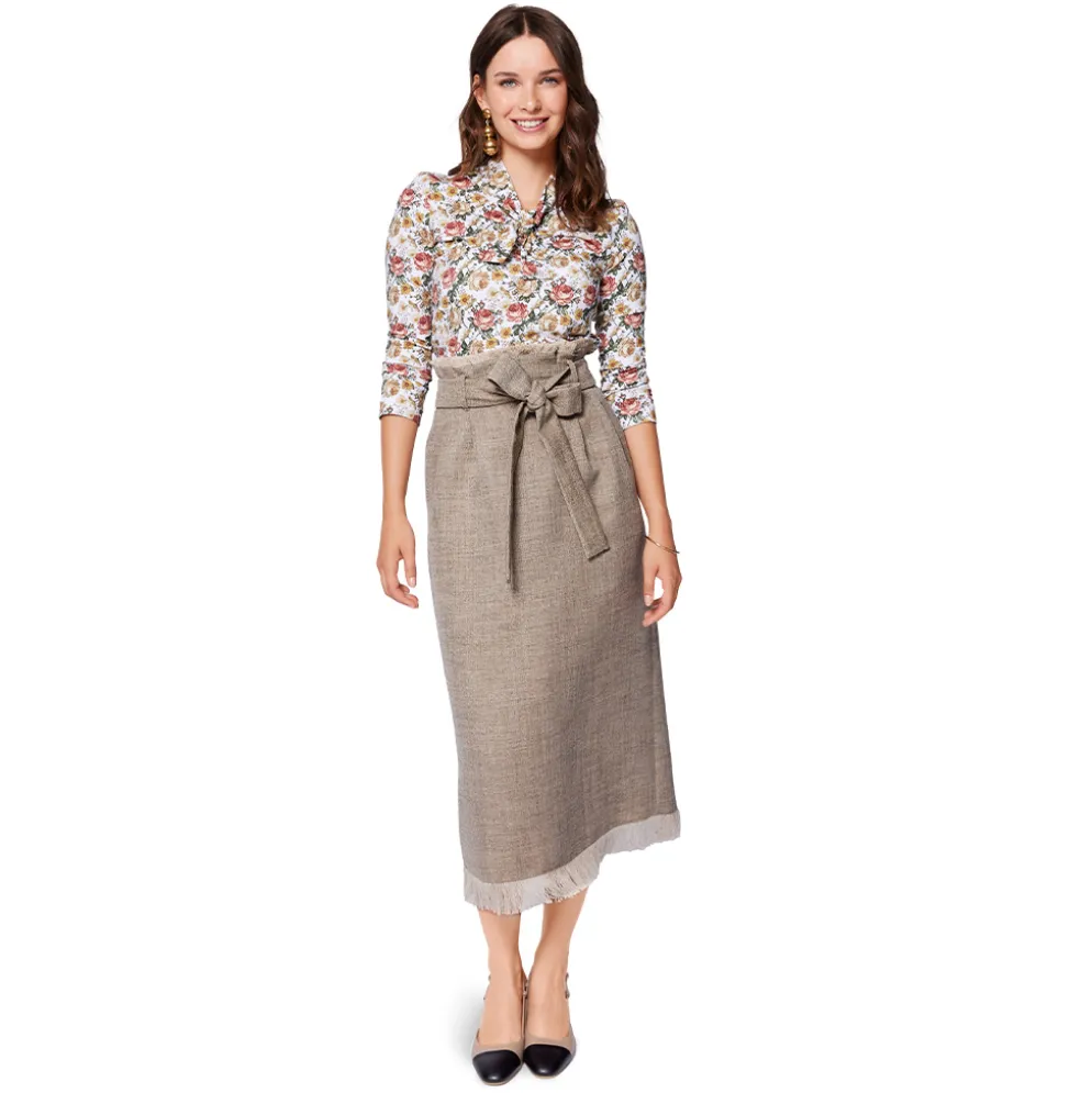 Bluse Burda 5689 str. 34-44