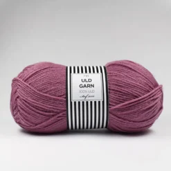 100% Fin Baby uldgarn Plum