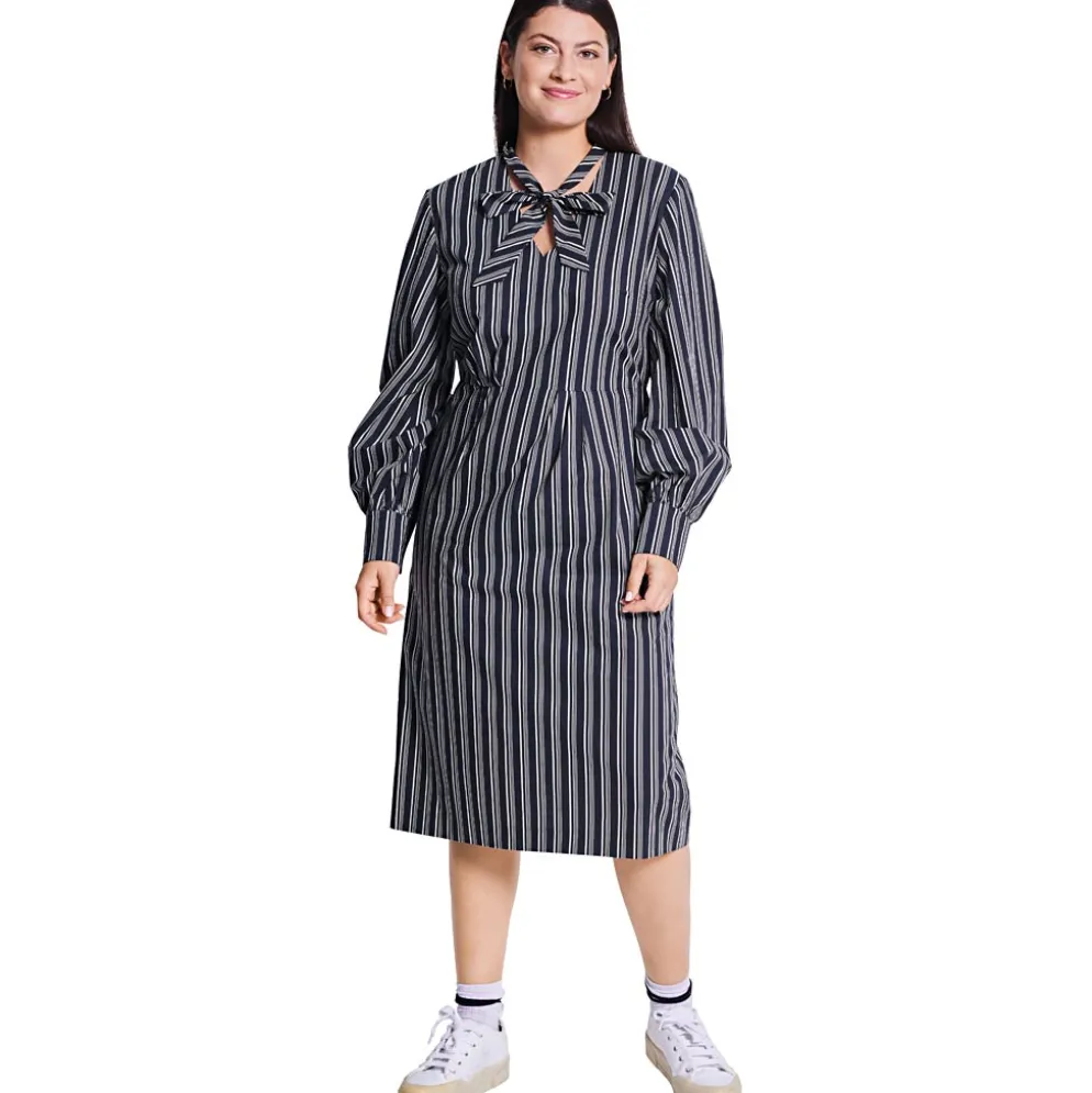 Kjole Burda 5798 str. 36-48