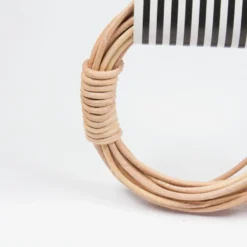 Lædersnor 2mm, 3m Lys karamel