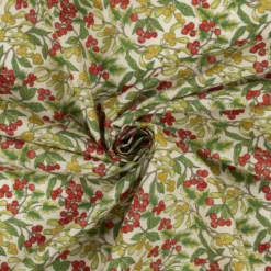 Liberty Fabrics Yuletide berry Trend white