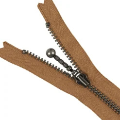 Lynlås 4mm m/ stang kugleskyder 20cm Antik sølv Camel