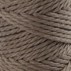 Macramé reb 55 m, 4 mm, 330g Mørk sand