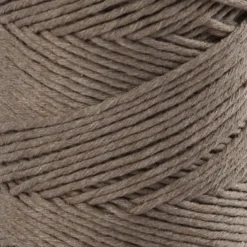 Macramé snor, Mørk sand, L: 198 m, diam. 2 mm, 330 g/ 1 rl.