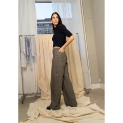 Peachy Pants