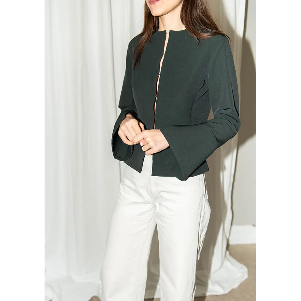 Puff and Pencil Silhouette blouse + trumpet sleeves str. XXS-XXL