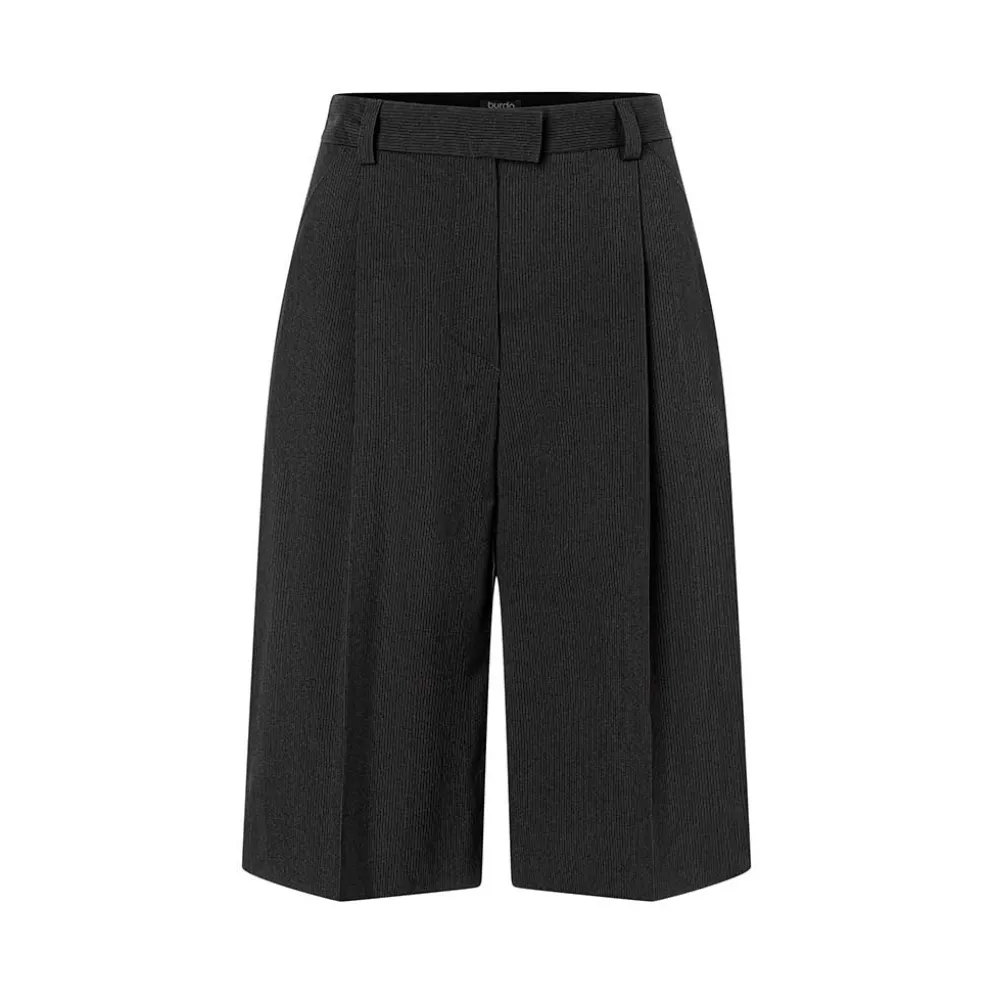 Shorts Burda 5672 str. 36-48