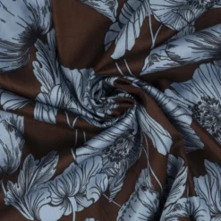 Viscose m/ blomsterprint Rød brun