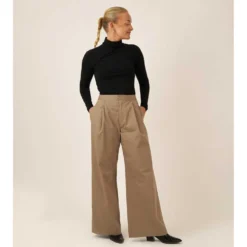 WBM Bermuda pants and shorts str. 30-54