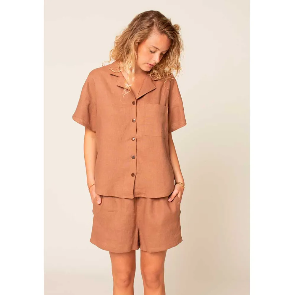 WBM Camp shirt and shorts str. 30 – 54